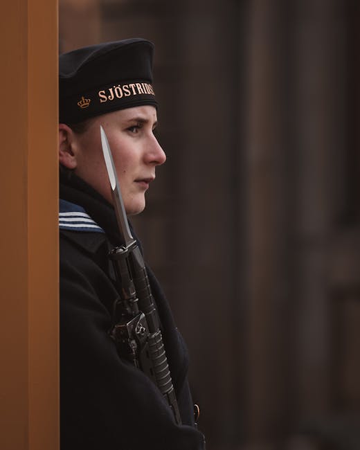Tânăr din Marina Regală Britanică, acuzat de spionaj: detalii șocante