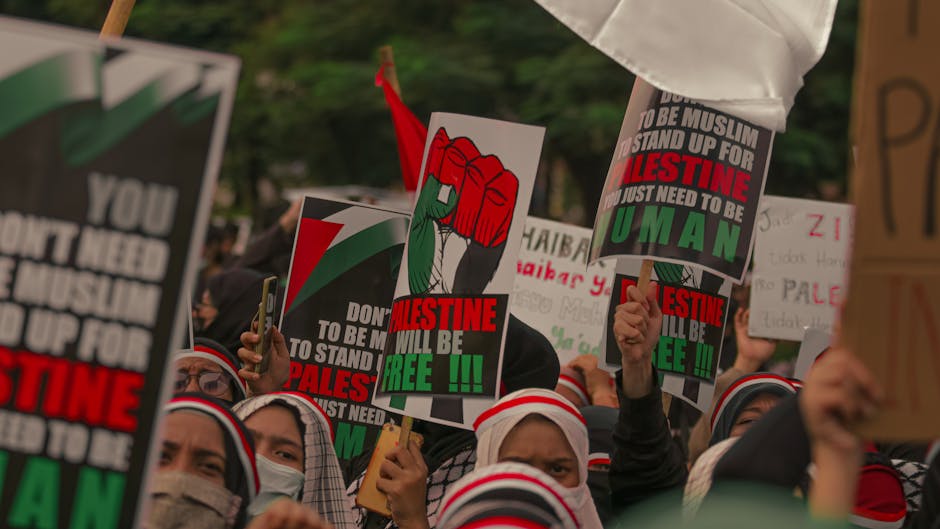 Protest masiv în Indonezia împotriva salariilor parlamentare, cu tensiuni în capitală