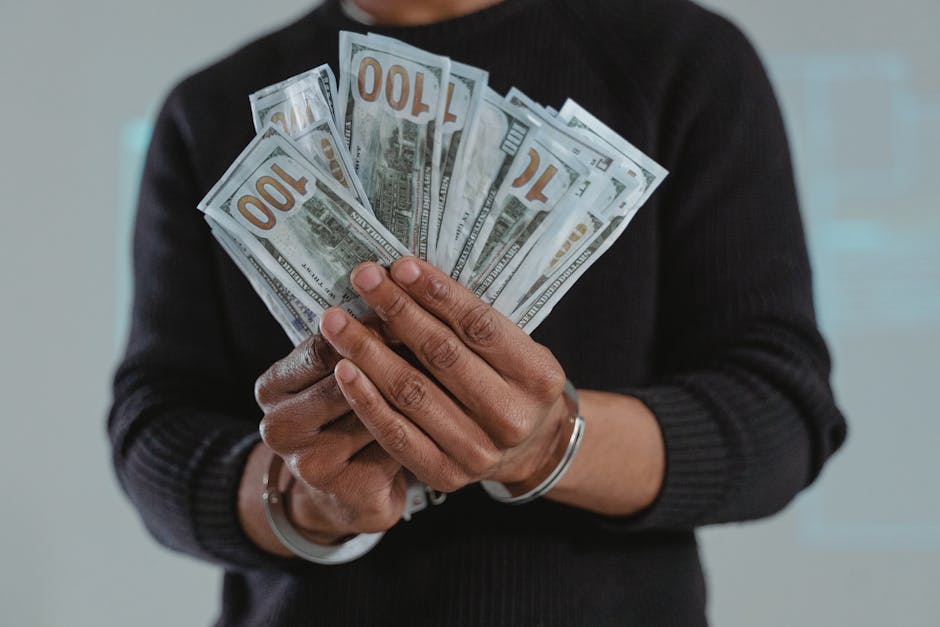 Tânăr de 25 de ani reținut pentru tâlhărie în Cluj: Ce a declarat avocatul său