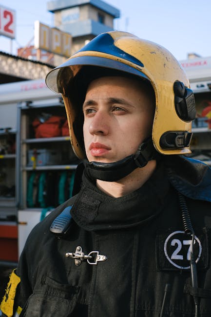 Tânăr salvat de pompieri după ce a căzut într-un puț adânc de 20 de metri