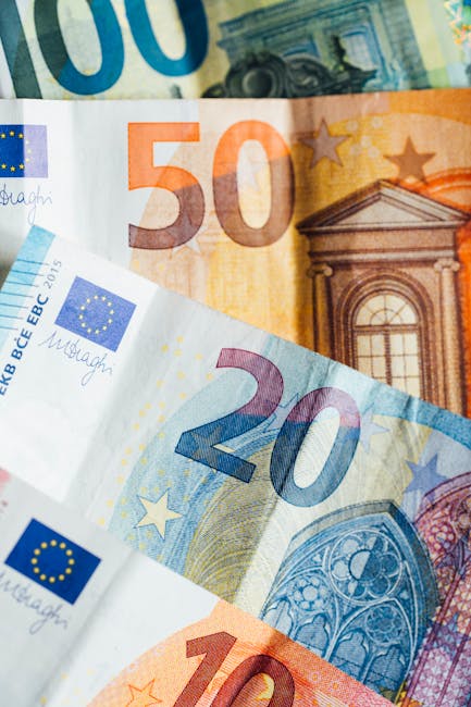 Participați la alegerea viitorului design al bancnotelor euro!