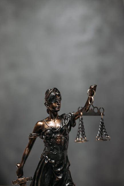 Conflict de familie: un ieșean cere daune de 60.000 lei după ce furtuna i-a distrus cireșul