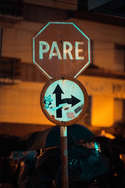 Strada Lunii din Cluj devine periculoasă din cauza parcărilor ilegale