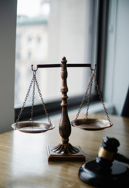 Judecătorii din Suceava contestă pensiile de serviciu și își suspendă activitatea