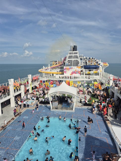 Colibița Fest: cele mai tari zile de distracție pe catamaran și la piscină