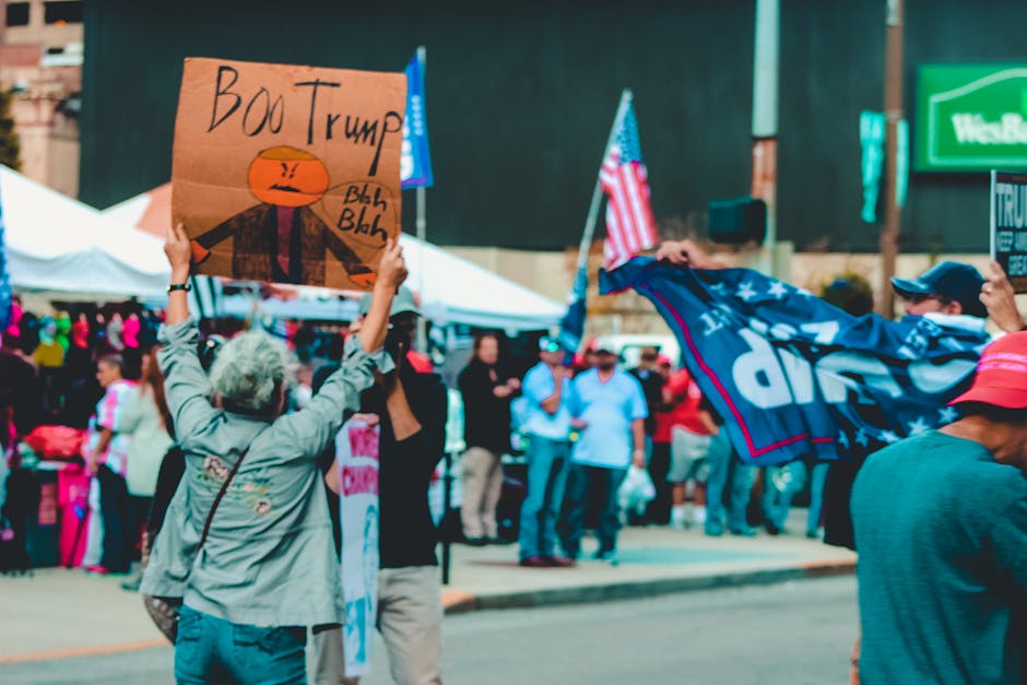 Trump acuză Soros și fiul său de acțiuni dăunătoare pentru țară