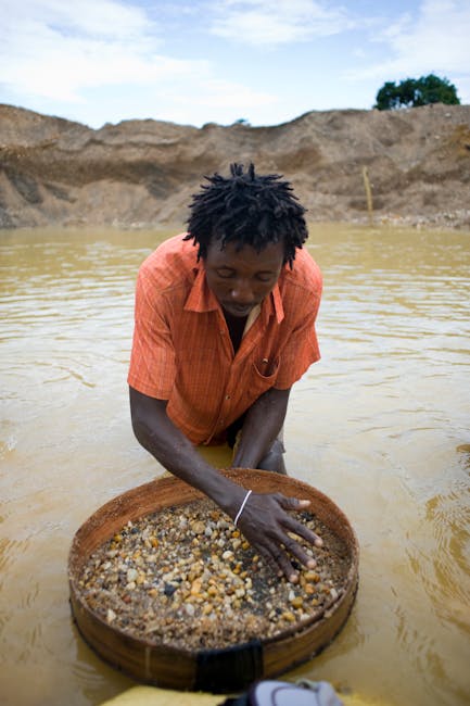 Descoperirea neașteptată a unui diamant uriaș schimbă viețile a șapte muncitori din India