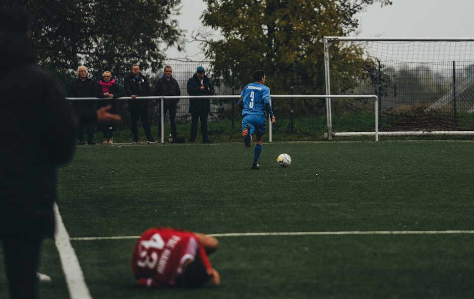 Un jucător de fotbal din Bradu decedează subit în timpul meciului