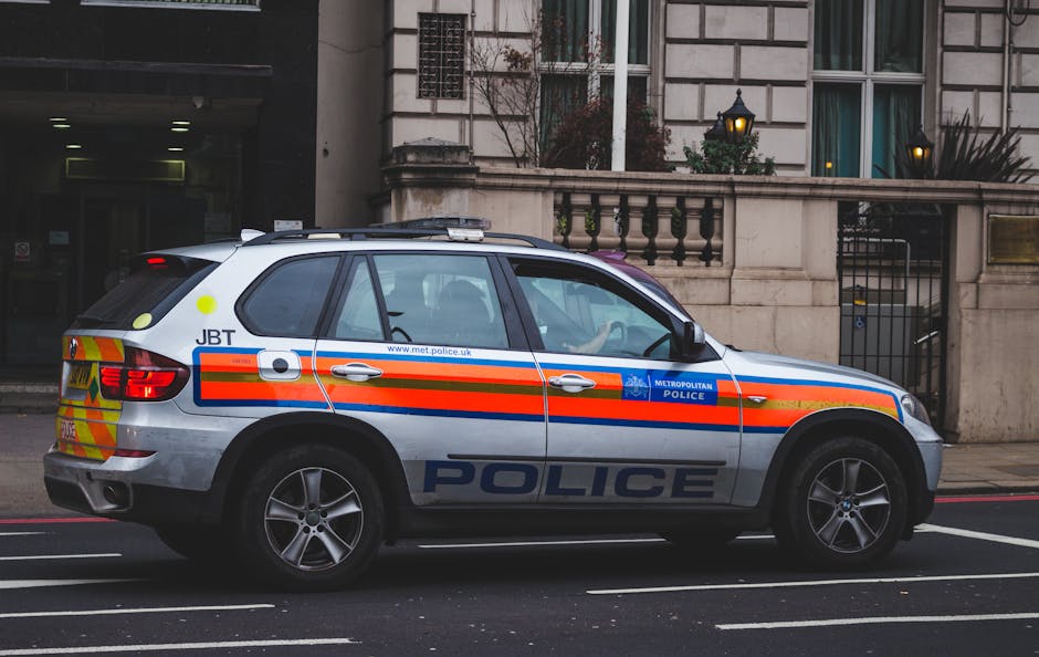 Femeie arestată după ce a înjunghiat patru bărbați în Londra