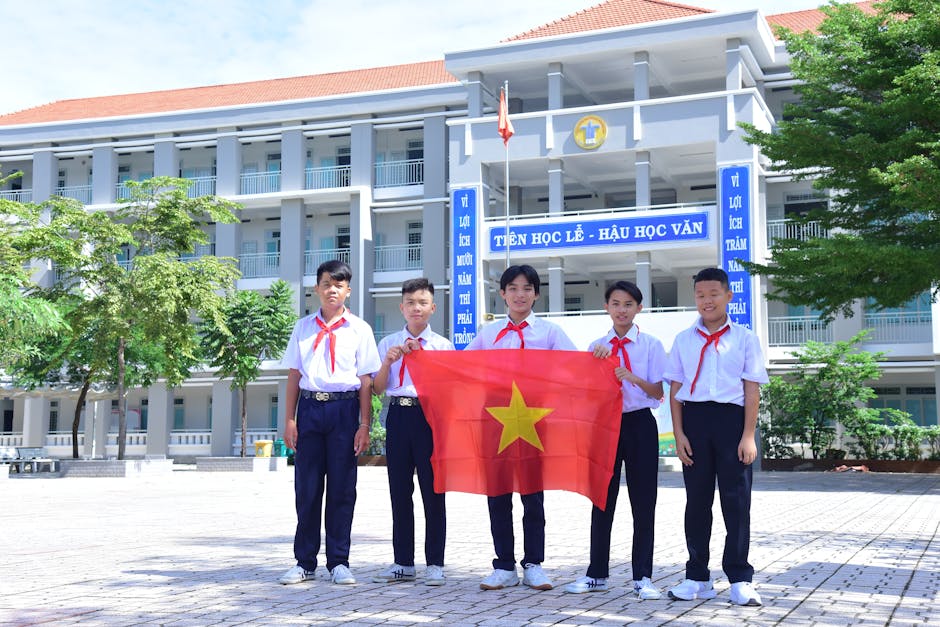 Anul școlar începe cu discuții despre uniforme și comunitate la Loamneș