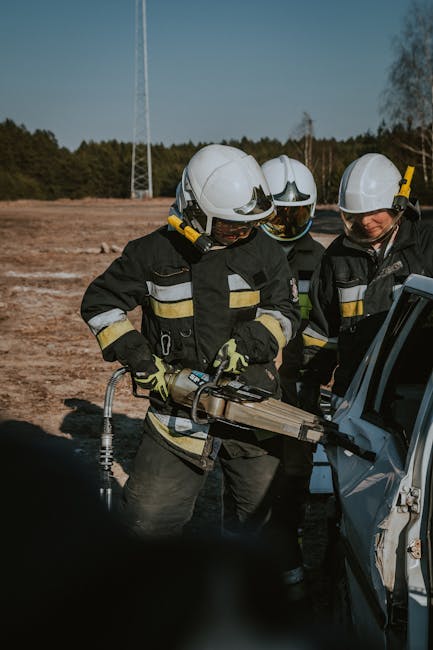 Stagiu intens de pregătire pentru stingerea incendiilor forestiere la ISU Hunedoara