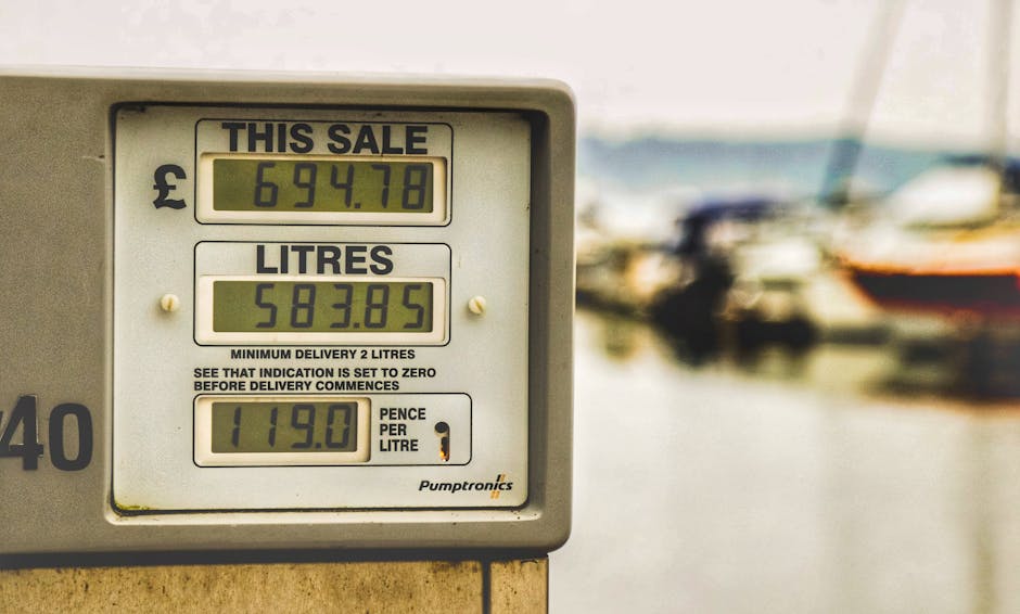 Impactul opririi rafinăriei Lukoil asupra prețului motorinei în România