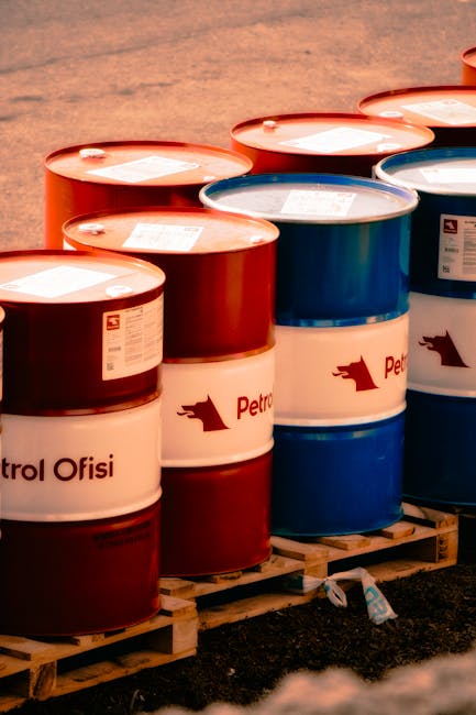 România pregătită pentru criza petrolului: Bolojan detaliază rezervele și problemele de aprovizionare