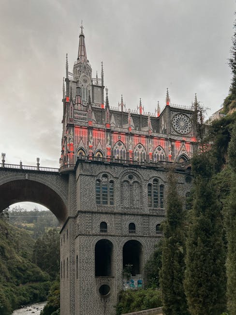 Descoperă Las Lajas: sanctuarul columbian ascuns în stânci