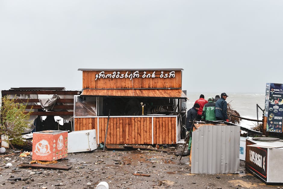 Italia în haos: furtuni devastatoare și incendii pe coasta sudică
