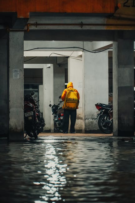Inundații surprinzătoare în Baia Mare: străzi transformate în canale