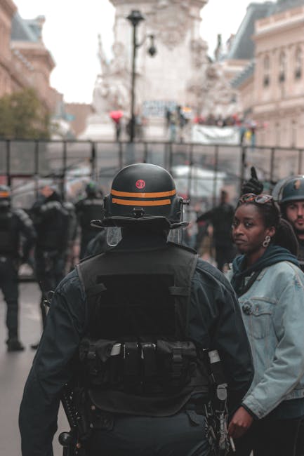 Conflict pe stradă: o tânără înjunghiată în centrul Reşiţei