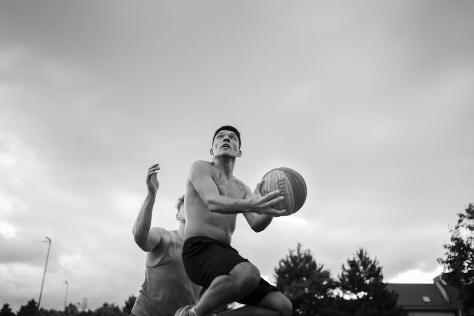 Un tânăr baschetbalist român scrie istorie la EuroBasket U18