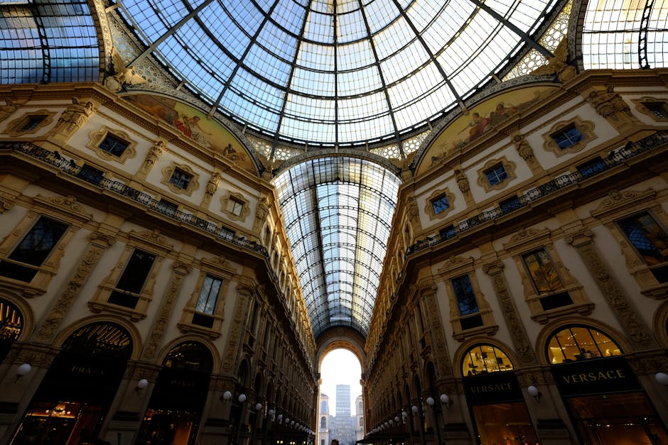 Giorgio Armani, legenda modei italiene, a trecut în neființă la 91 de ani