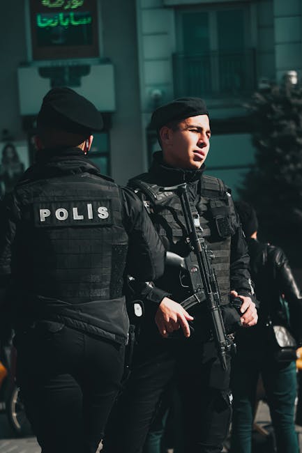 Atac armat într-o secție de poliție din Turcia: doi agenți uciși și un adolescent arestat
