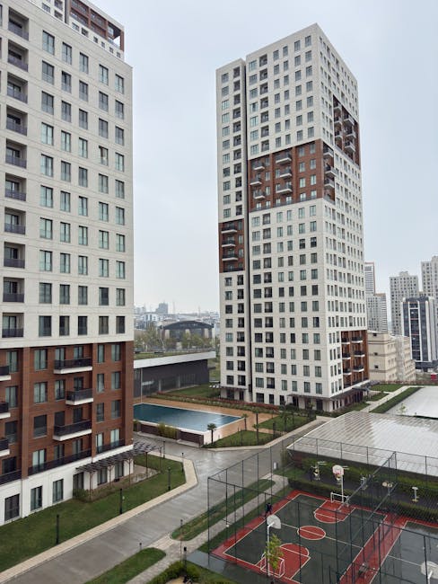 Decizie controversată: imobiliarul Călin Toma obligat să transforme blocul de apartamente în birouri