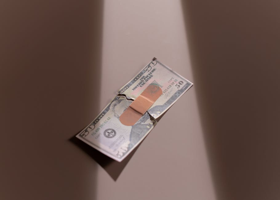 Cum poți scăpa de datoriile insuportabile: ghidul complet al insolvenței