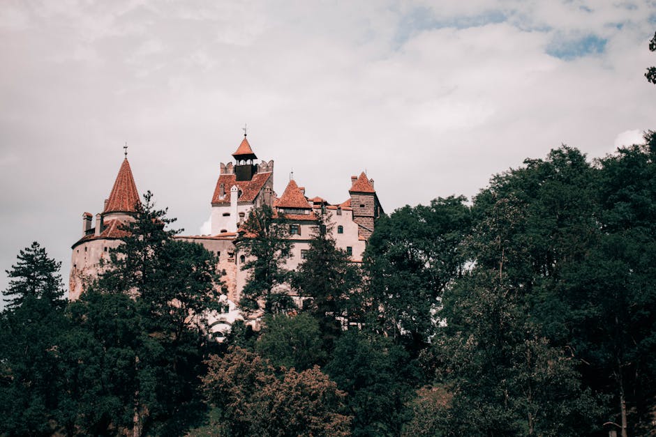 Castelul Bran, un simbol turistic, intră în top 10 castele din Europa