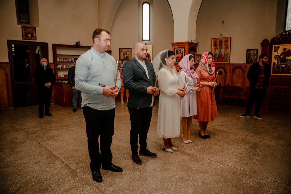 O biserică din Fărcașa își celebrează renovarea cu o slujbă arhierească impresionantă