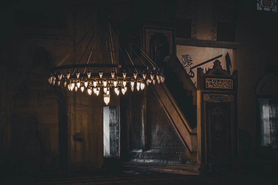 Descoperă simbolurile ezoterice ale Dragonului în arhitectura din Arad