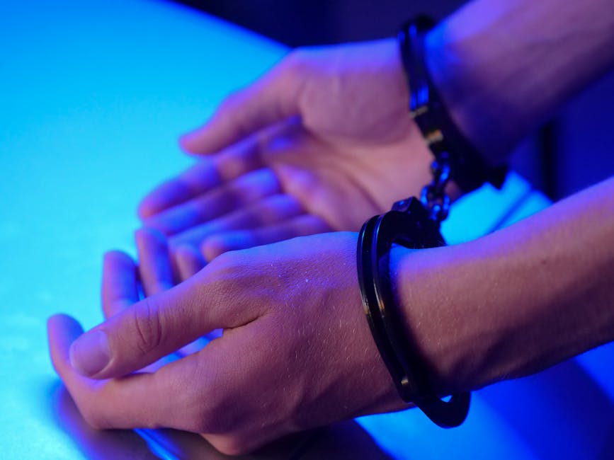 Buzoian arestat pentru proxenetism după exploatarea unei tinere