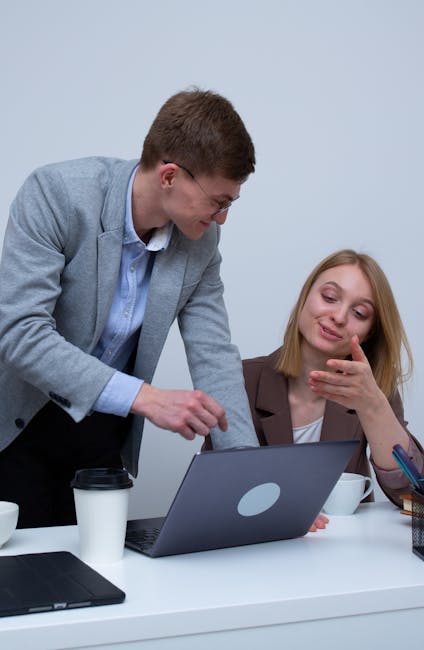 Schimbarea majoră în evidența salariaților: REGES-ONLINE înlocuiește REVISAL