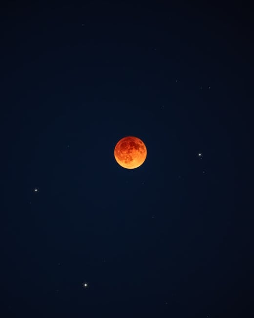 Un spectacol astral rar în România: Luna acoperă stelele Pleiadelor