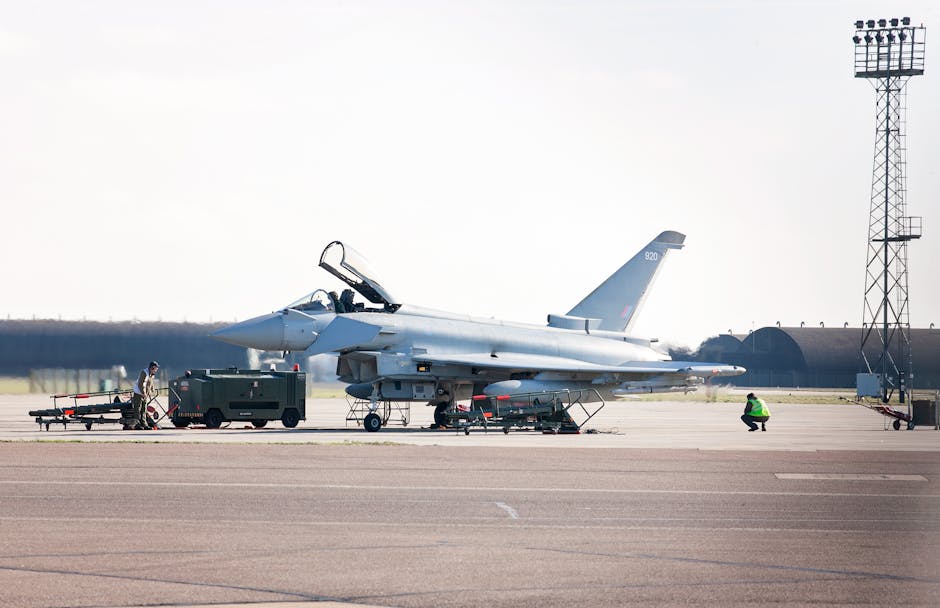 Evacuări și arestări în apropierea unei baze aeriene americane din Anglia