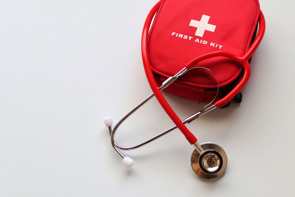 Ce trebuie să conțină trusa medicală a copilului pentru vacanță