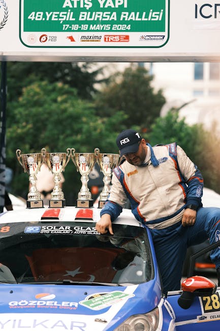 Viteză și adrenalină la Lupeni: Trofeul Straja se apropie