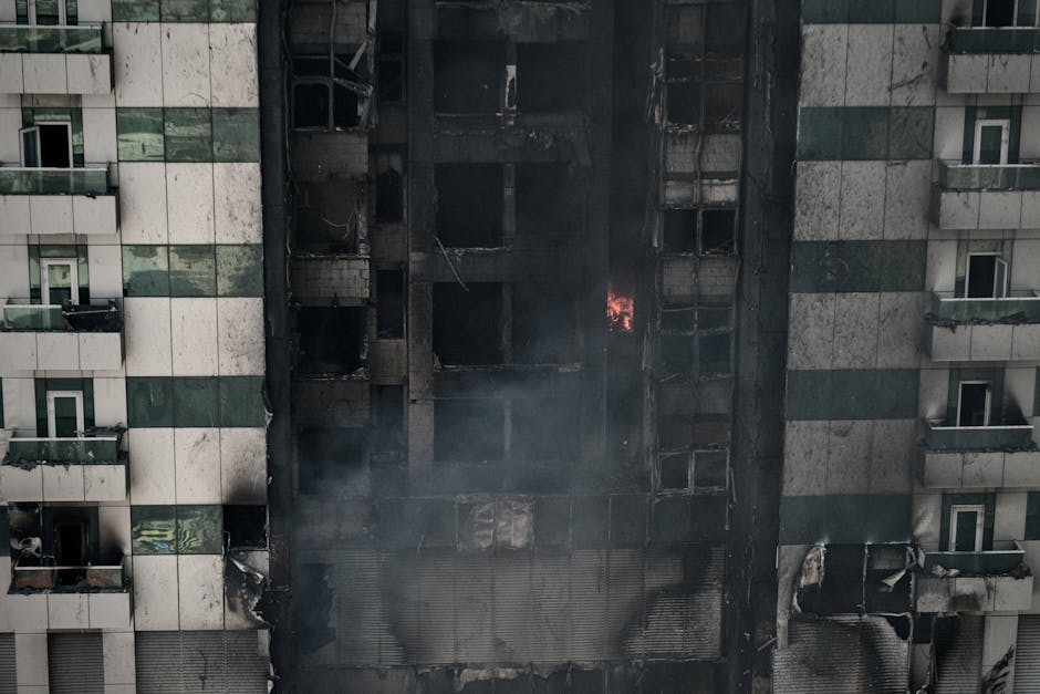 Incendiu devastator: un apartament din București, afectat de două focuri în aceeași zi