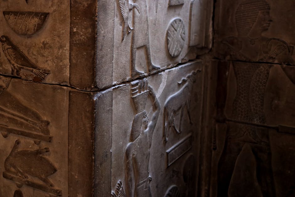 Brățara din epoca faraonică, furată și vândută: patru arestări în Cairo