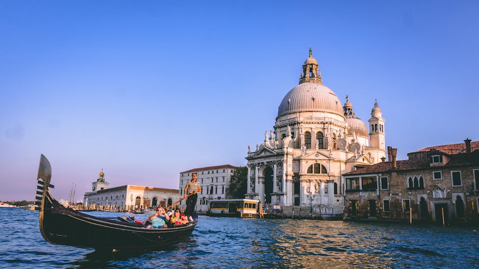 Veneția își extinde taxa pentru turiști până în 2026: ce trebuie să știi