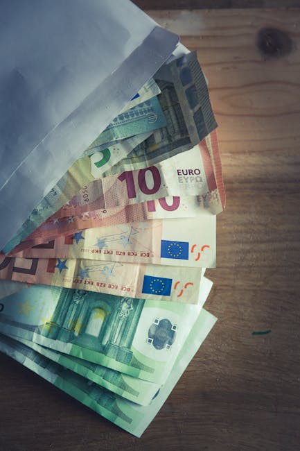 Pensia specială din România atinge un record de aproape 70.000 de lei lunar