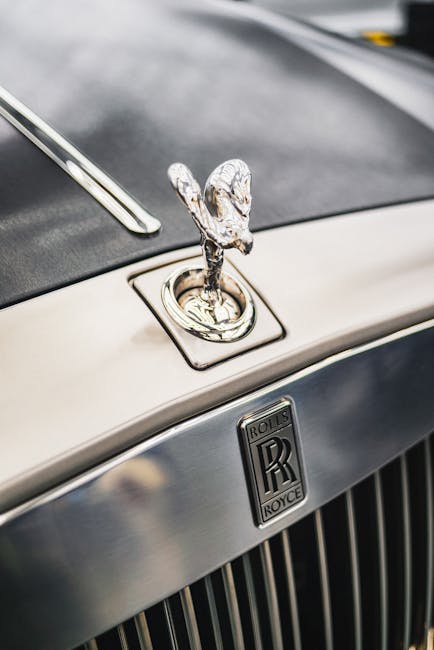 Bistrițeanul care străbate orașul cu un Rolls-Royce de lux și a investit 15 milioane în hoteluri