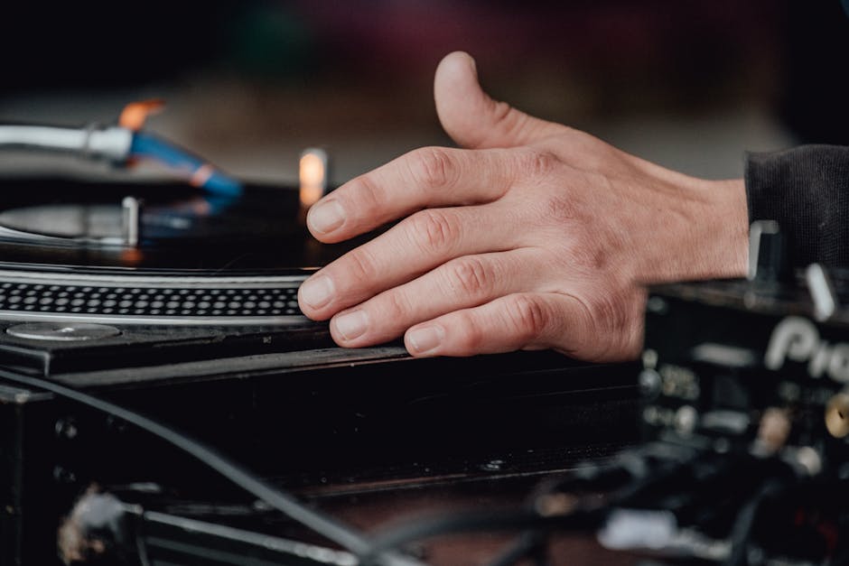 Holy Molly își celebrează debutul cu albumul „PULS” la Club Control