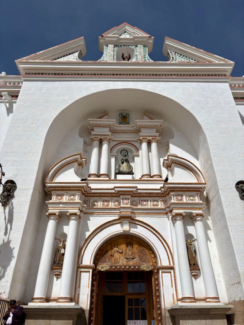 Pelerinaj impresionant la Biserica din Ștrand: sute de credincioși se roagă pentru Brâul Maicii Domnului