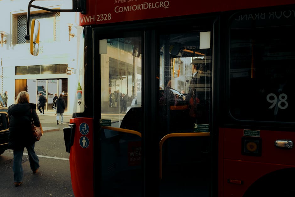 Noutăți în transportul public din Pitești: două linii de autobuz către centre comerciale