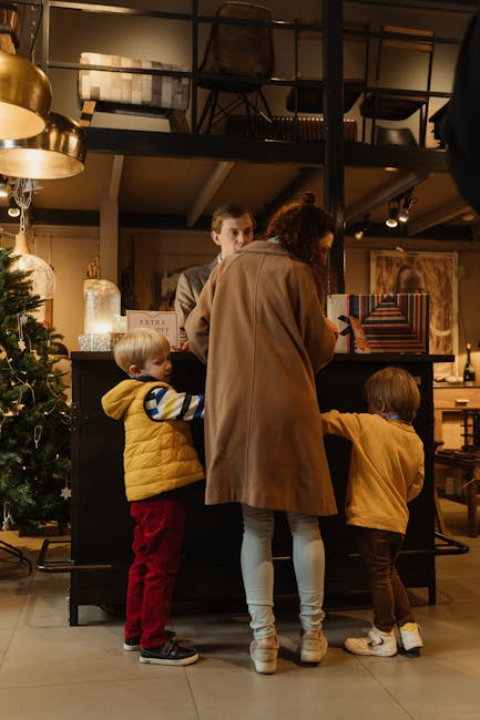 Crăciunul a început devreme la Iași: magazinele sunt pline de surprize festive