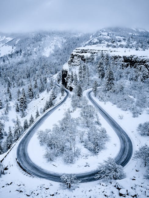 Transalpina închisă temporar din cauza viscolului