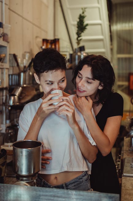 Cum o ceașcă de cafea a creat legături la Azilul de Noapte din Baia Mare