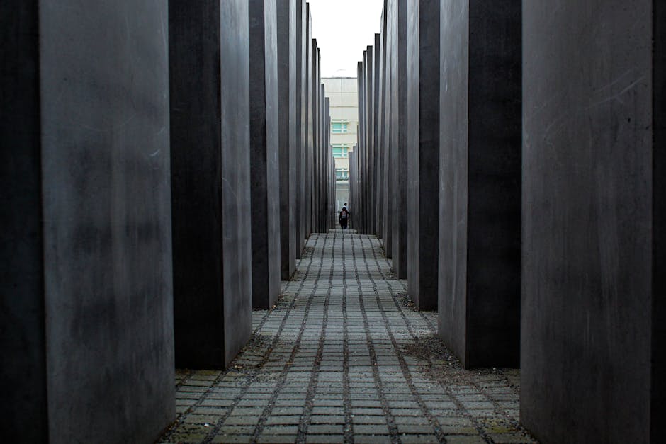 Controverse în jurul legii antisemitismului: Nicușor Dan sub lupă la ceremonia Holocaustului