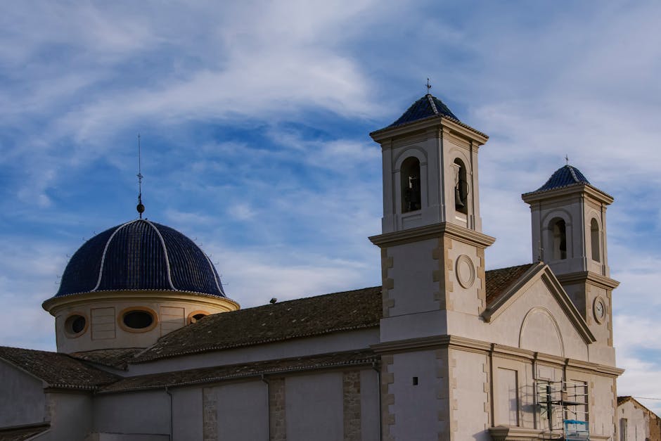 Mihăești: Biserica comunității are nevoie urgentă de sprijin