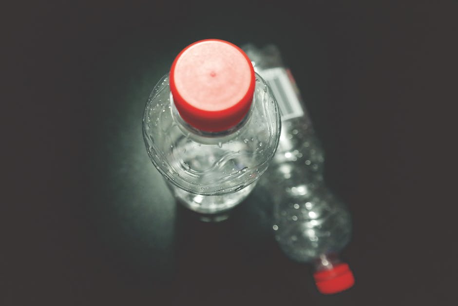 Pericolele apelor îmbuteliate: Ce trebuie să știi despre termenul de expirare