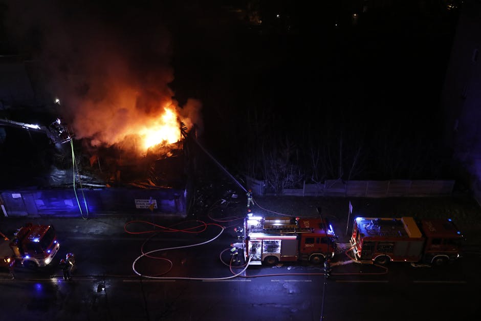 Incendiul devastator de la stația de deșeuri din apropierea Sibiului continuă să provoace panică